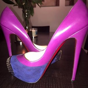 Authentic Maggie Christian Louboutin heels Sz38.5